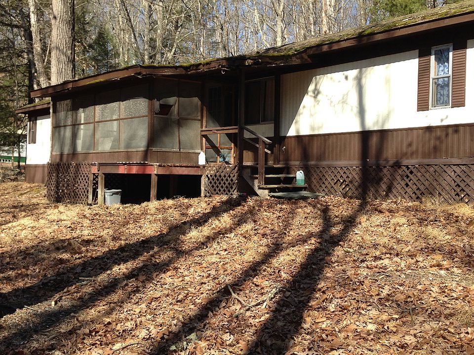 2nd image of 126 Happy Hollow Dr