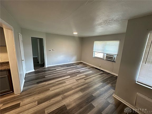 3rd image of 3648 Otterbein Ave