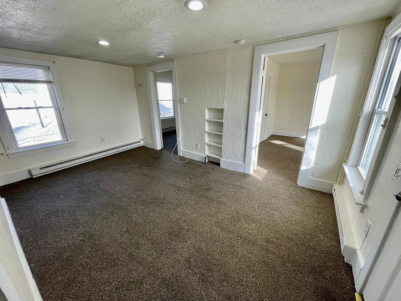 2 bed, 550 sqft, $1,900 — Photo 1