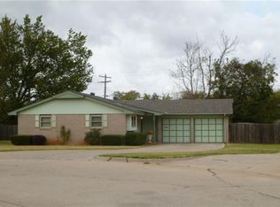 5813 NW 45th St, Warr Acres, OK 73122
