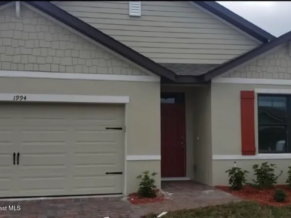 1994 Capital Dr SE, Palm Bay, FL 32908