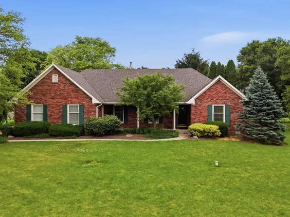 3343 S Rosewind Dr, New Palestine, IN 46163