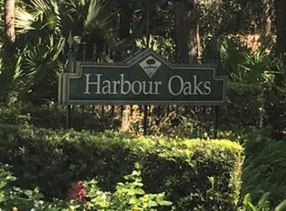 213 Harbour Oaks Dr, Saint Simons Island, GA 31522