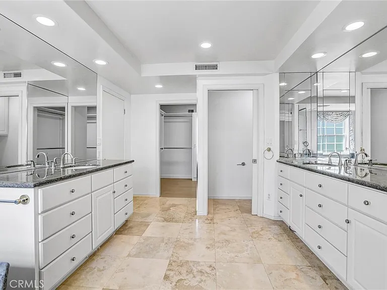22715 America Way — Photo 16