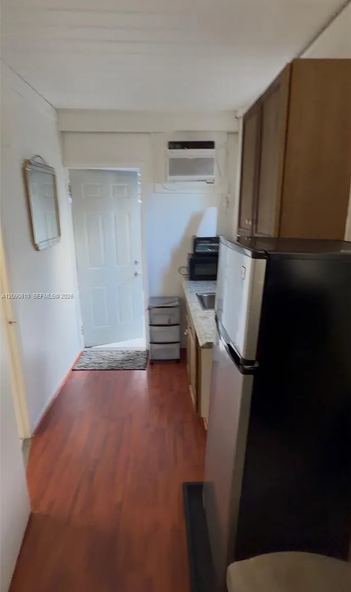 Miramar Sec 5 — Photo 1