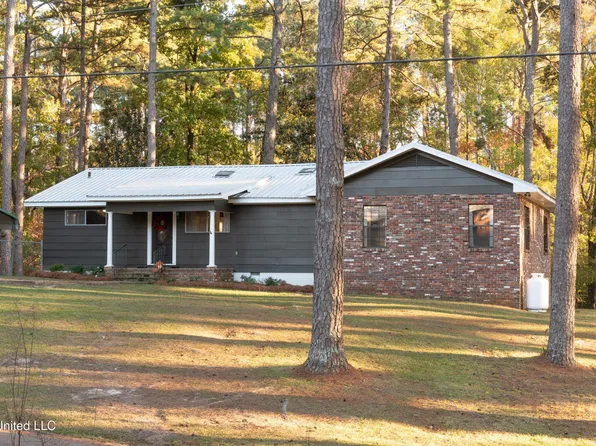 105 Country Club Rd, Florence, MS 39073