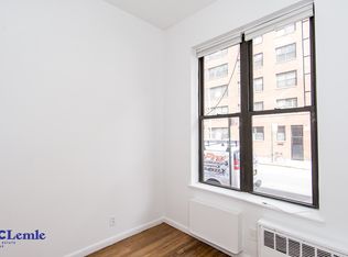 204 E 25th St #1FE, New York, NY 10010