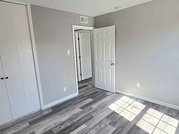 4th image of 53 N Belvedere Blvd APT 2