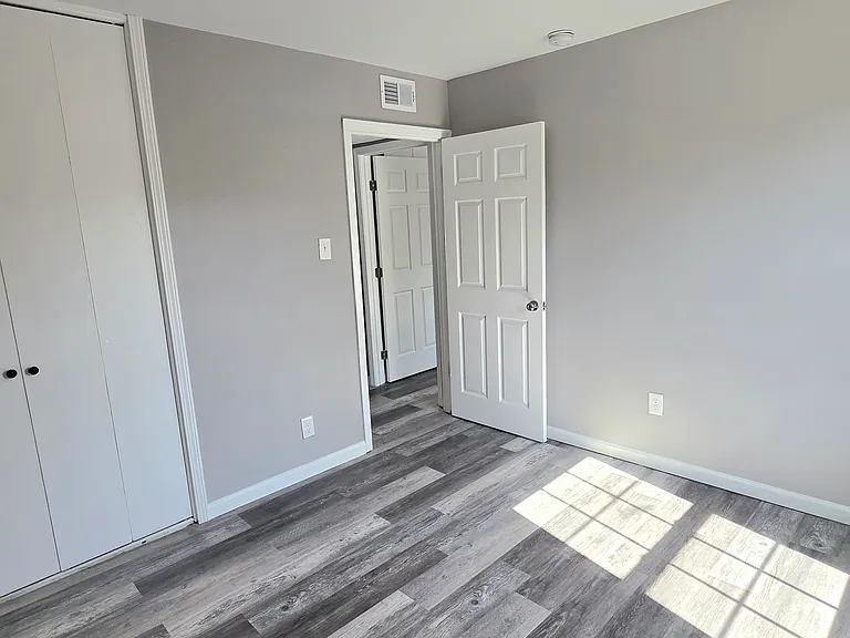 53 N Belvedere Blvd #2 — Photo 5