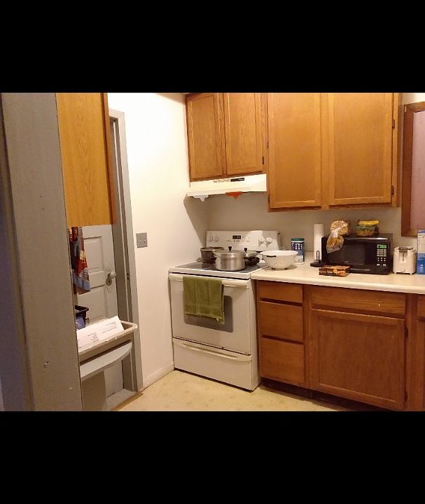 2nd image of 810 N Liberty St