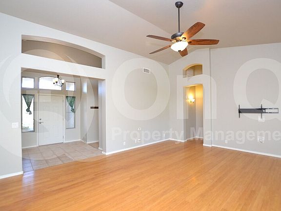 5th image of 4133 W Menadota Dr