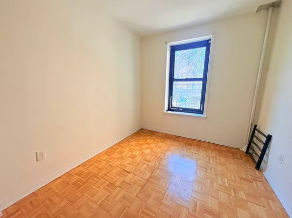 1314 Eastern Parkway image 5 of 11