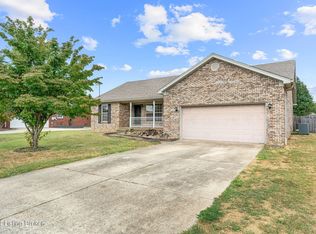 251 Fillmore Cir, Mount Washington, KY 40047