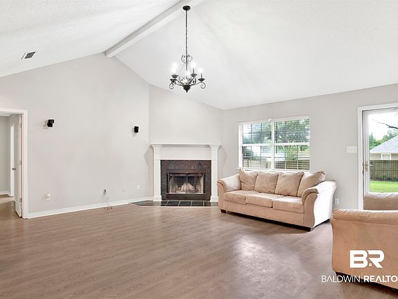 3rd image of 14193 Canden Cir