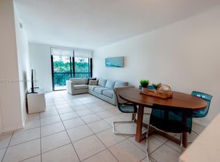 2345 NE 135th St APT 307, North Miami, FL 33181