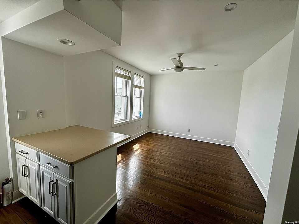 302 MAIN ST Huntington NY Zillow