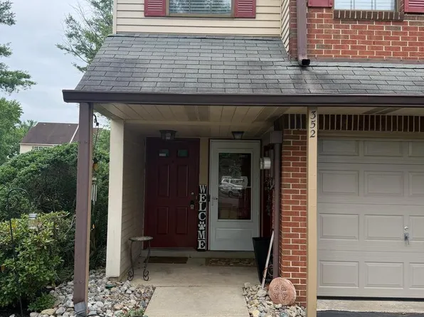 352 Willow Turn, Mount Laurel, NJ 08054