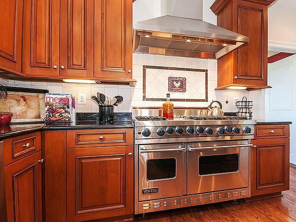 3rd image of 15446 Weadon Farm Ln