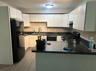 1022 Falls Parc Dr #12, Sheboygan Falls, WI 53085