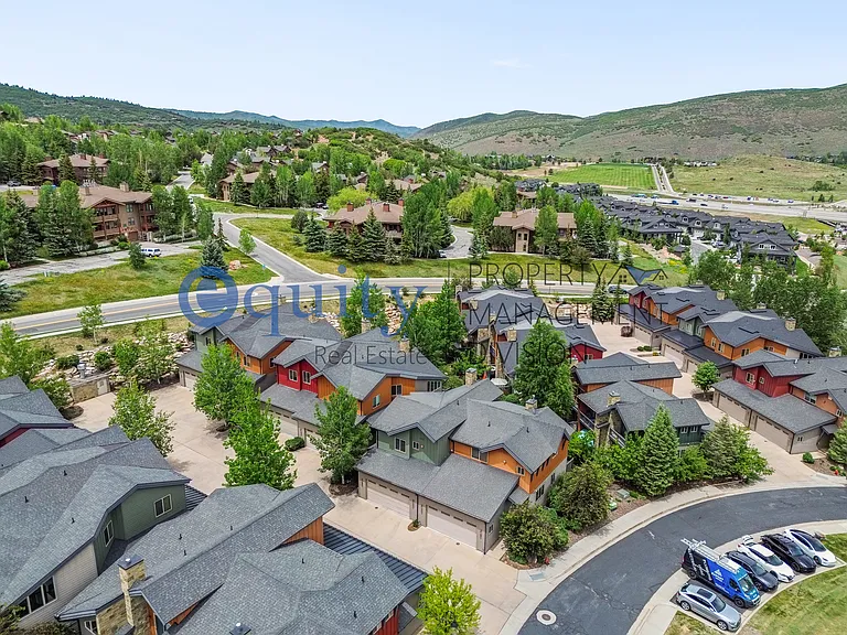 8143 Courtyard Loop — Photo 27