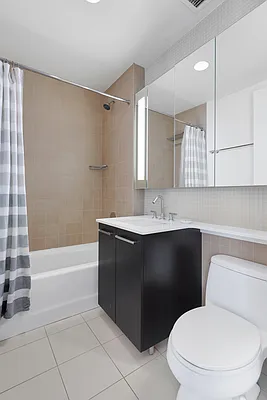 Rented by Cooper & Cooper Real Estate | media 6