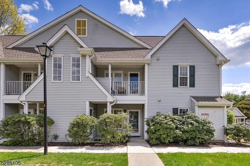 Building Photo - 5803 Tudor Dr
