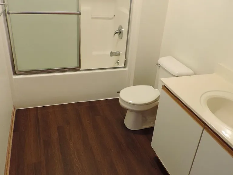 2264 Holiday Rd #211 — Photo 15