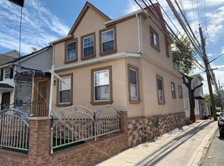 81 Rhine Ave, Staten Island, NY 10304