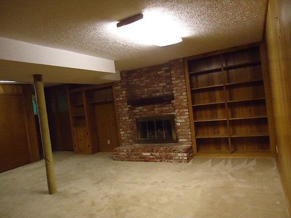 4th image of 117 Downey Ln