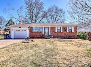 7350 Gerardini Dr, Hazelwood, MO 63042