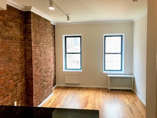 Living room, photo 1