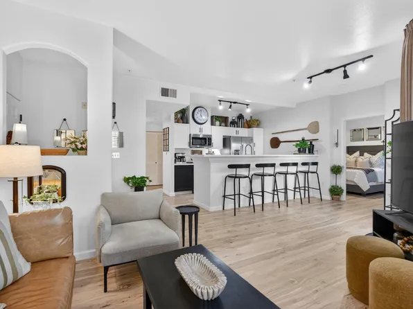 4200 E Commerce Way Unit 512, Sacramento, CA 95834