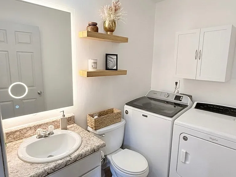 2301 W Michigan Ave #17 — Photo 8