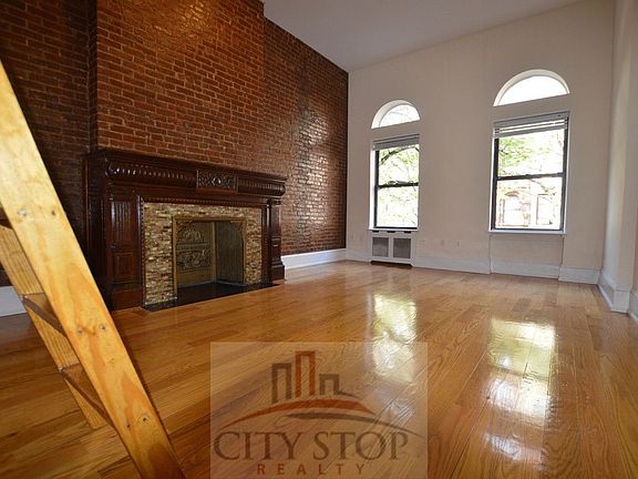 4th image of 142 W 75th St APT 1A