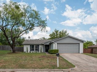 217 Jeaneta Ave, Benbrook, TX 76126