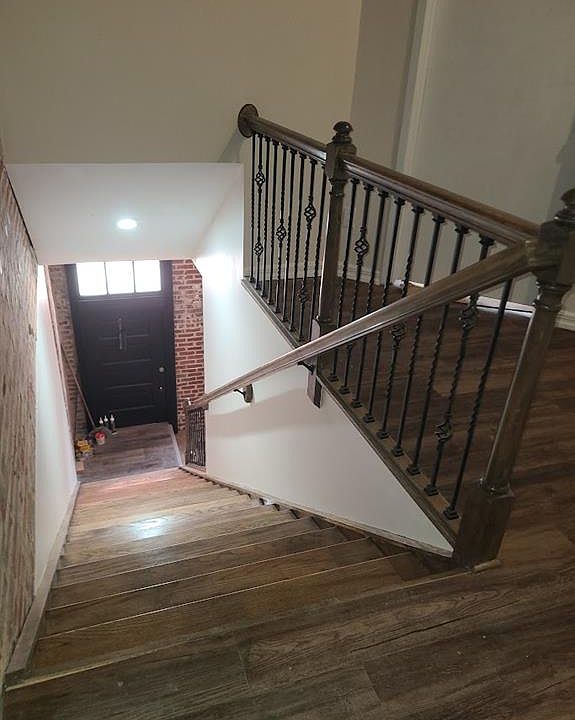 1st image of 212 Morgan St #B