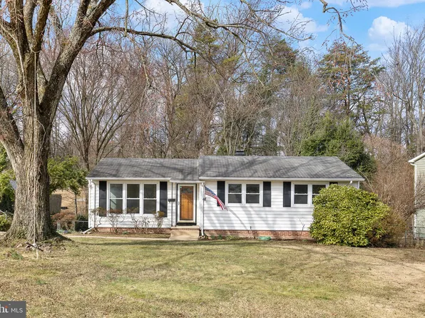 5814 La Vista Dr, Alexandria, VA 22310