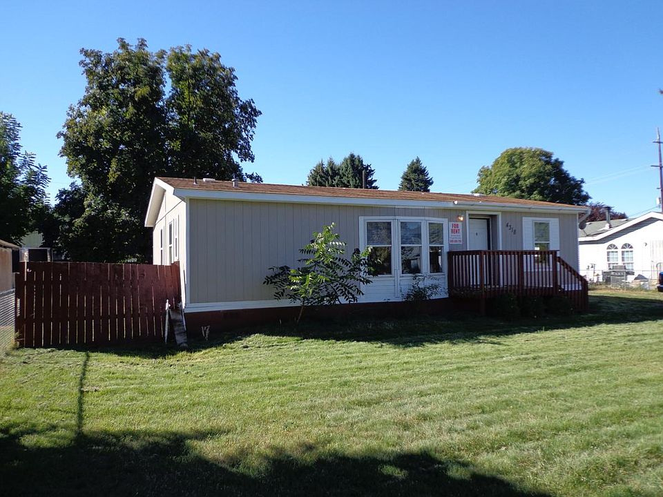 Sunshine photo of the house!