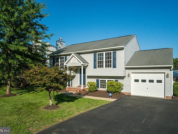2nd image of 6118 Sunny Meadows Dr