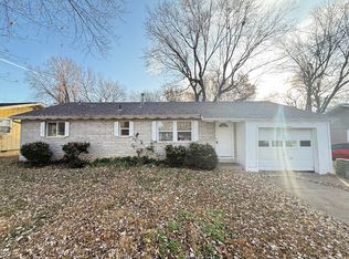 1048 S Bruce Ave, Springfield, MO 65804