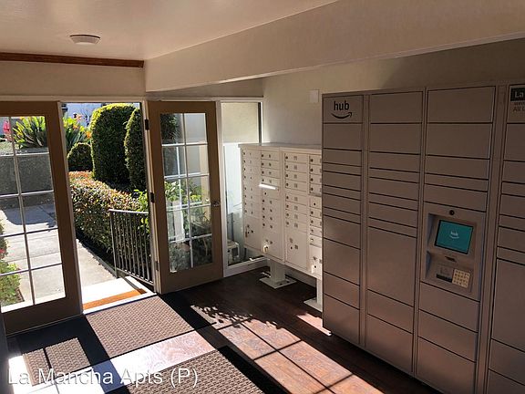 5th image of 240 Hollis Ave APT 29