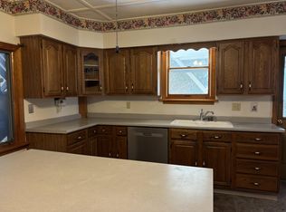 53 Clinton Ave APT 4, Winslow, ME 04901