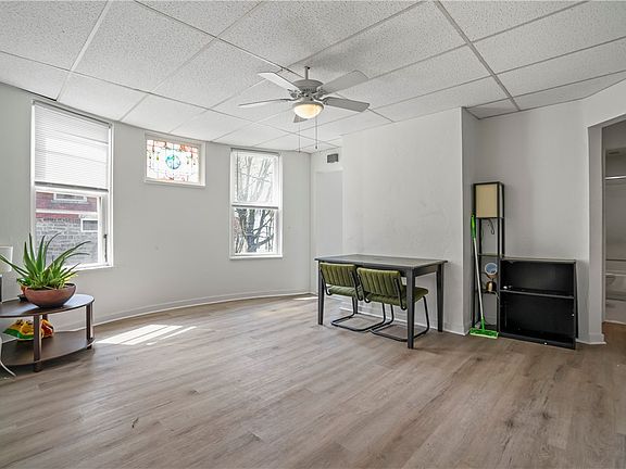 4th image of 61-63 N Linwood Ave