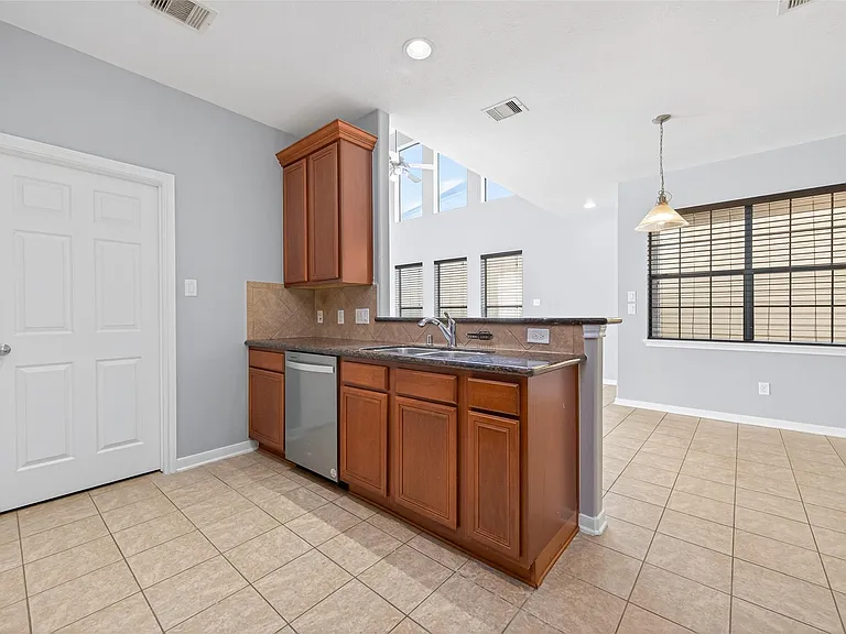 3646 Standing Rock Dr — Photo 5