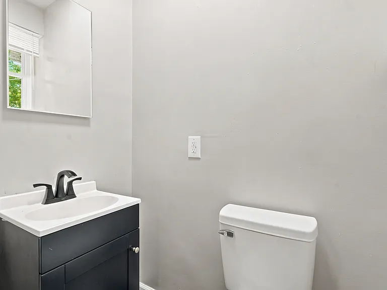 4271 Leidy Ave — Photo 7