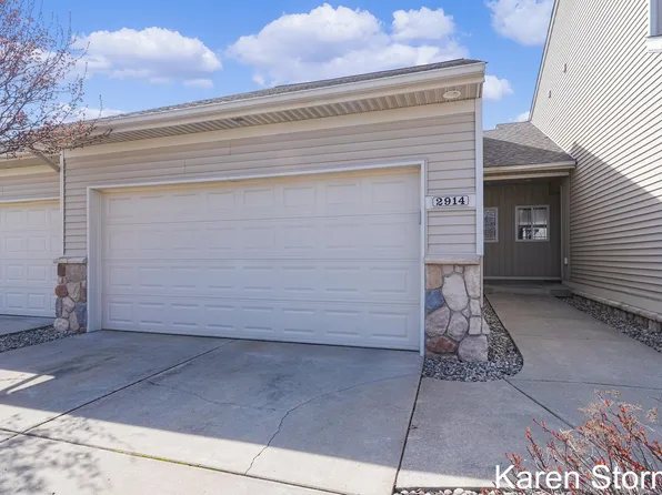 2914 Stoney Creek Ct #106, Hudsonville, MI 49426