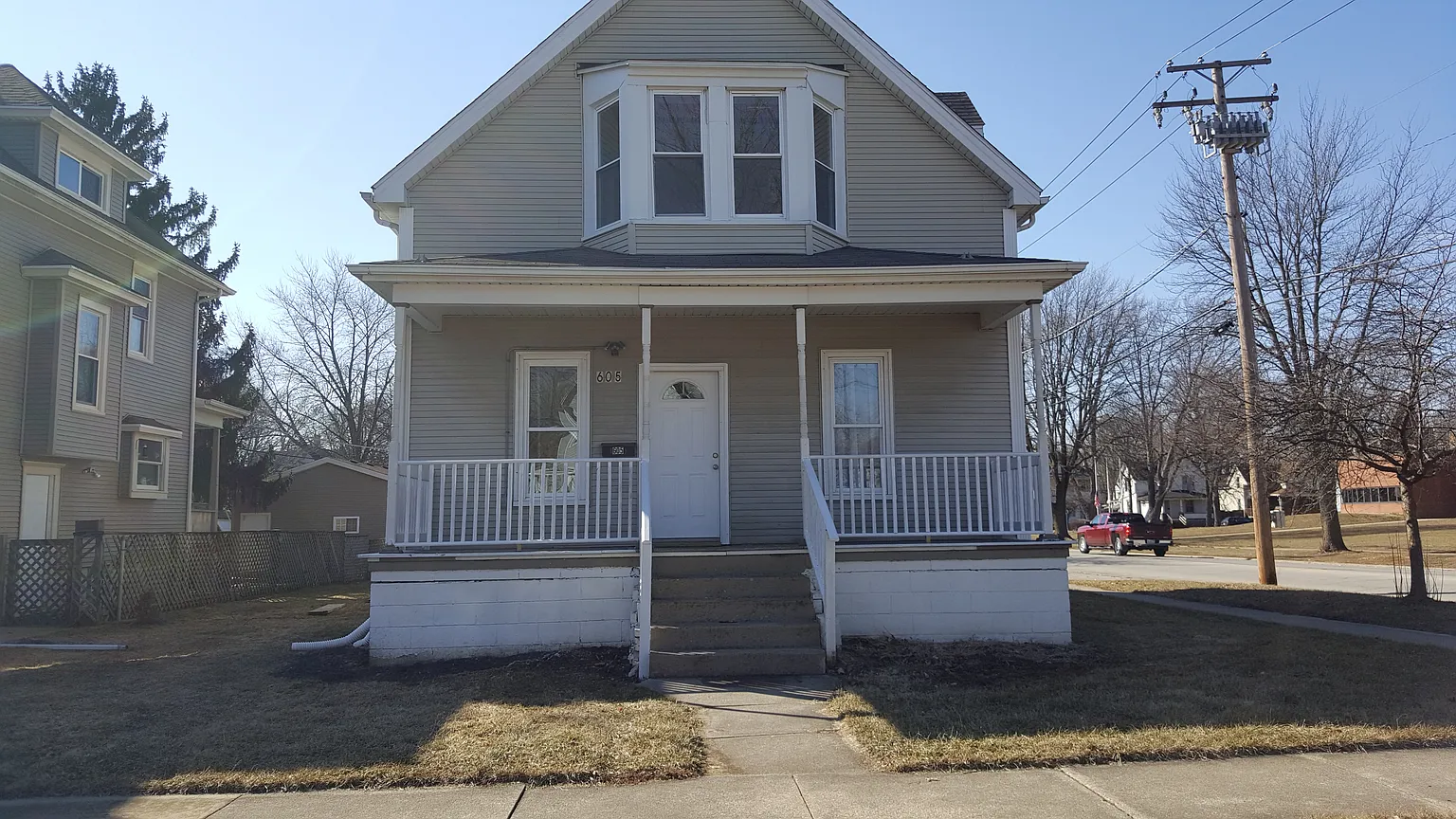 605 S Evergreen Ave photo 1