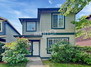 2144 E 3rd St, Newberg, OR 97132