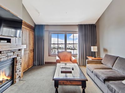 3385 W Village Dr UNIT 4104-403, Teton Village, WY, 83025