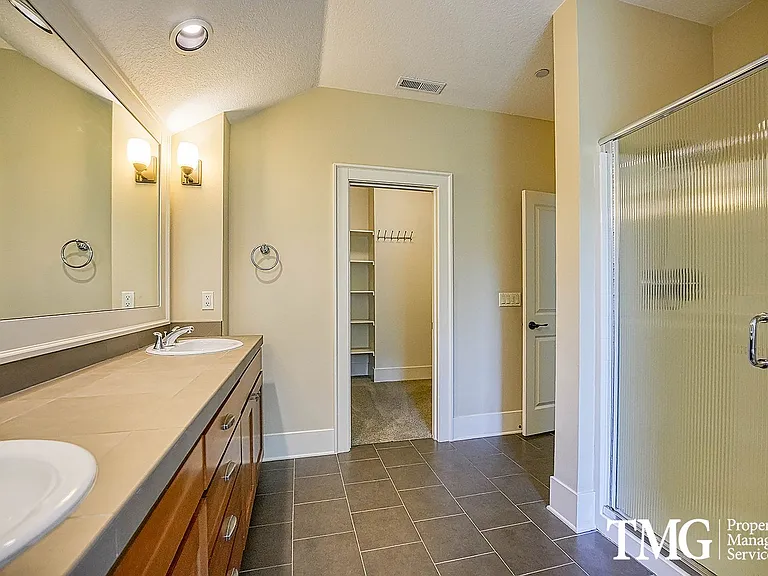 10424 SW Windwood Way — Photo 32